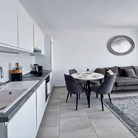 Thalassa Sunny Perivolia tou Trikomou